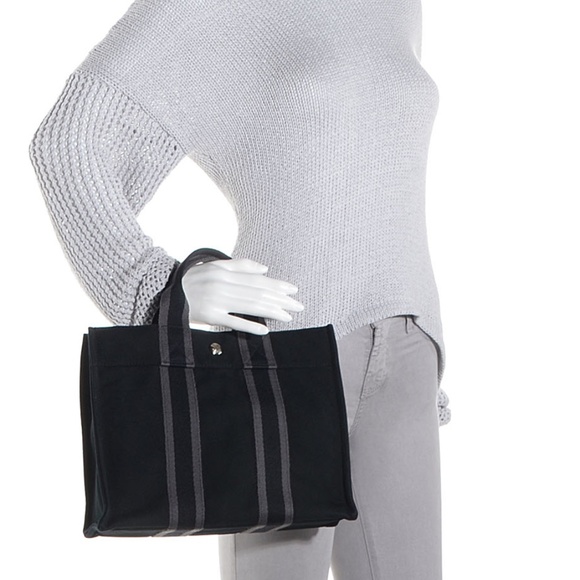 Hermes Handbags - Auth Hermes Fourre Tout Canvas Satchel 128HSA22